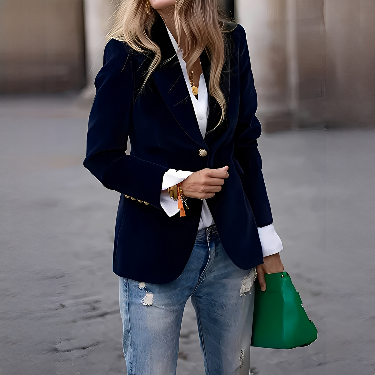 Alise - Eleganter und warmer Blazer