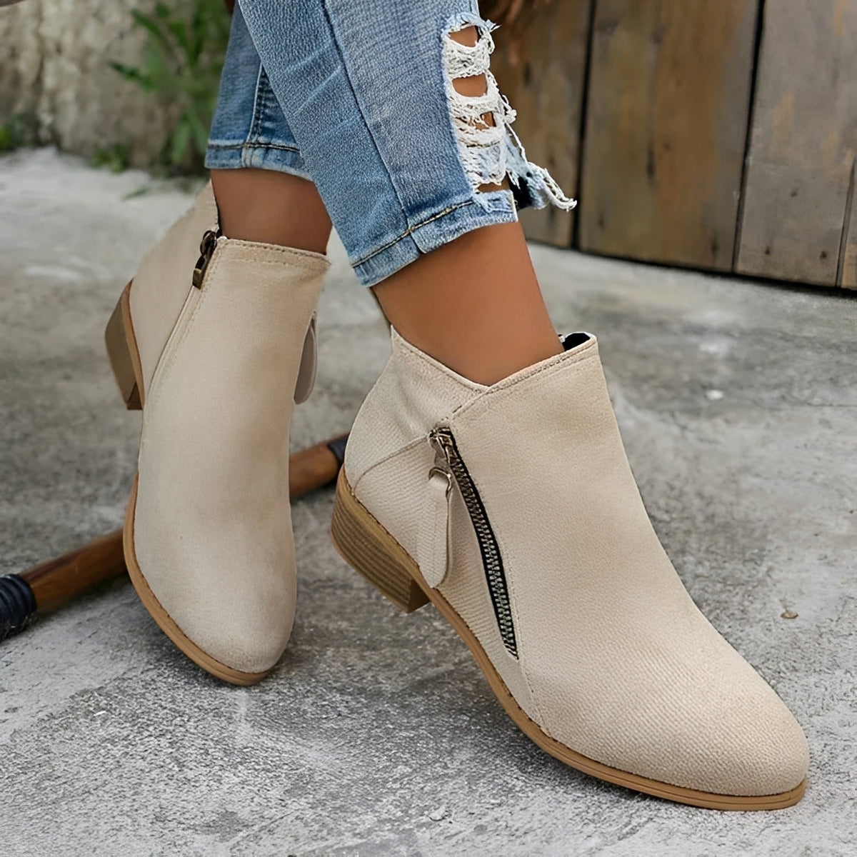 Klara - Elegante und modische Stiefel mit Reißverschluss
