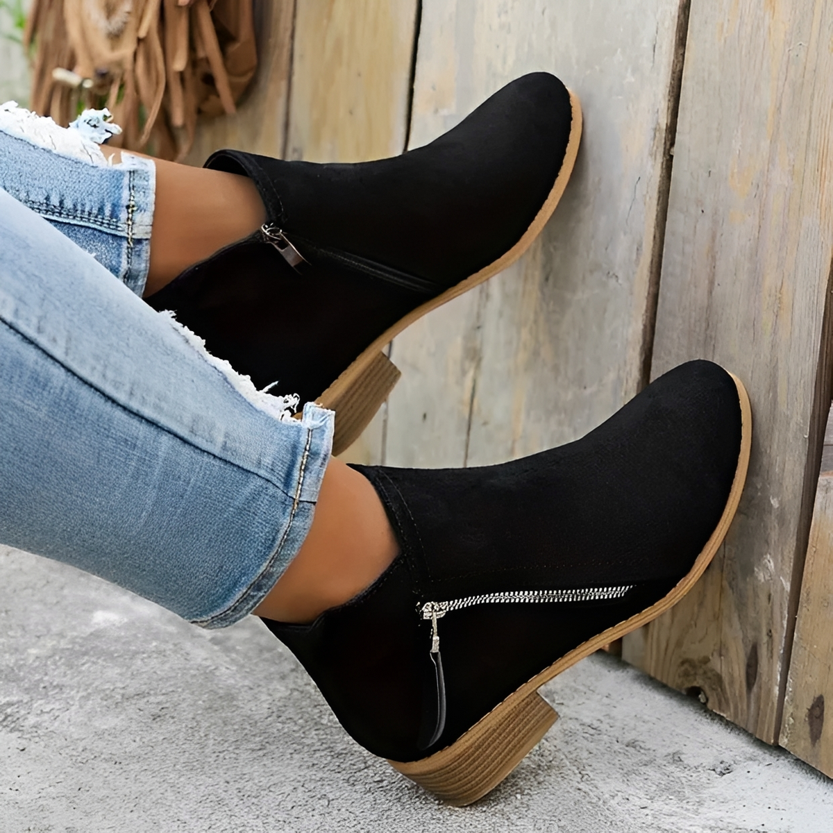 Klara - Elegante und modische Stiefel mit Reißverschluss