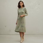 Grünes Wollstrickkleid