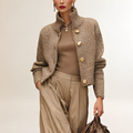 Damen Cardigan mit hohem Kragen und Knopfverschluss - entspannte Passform, kürzere Silhouette