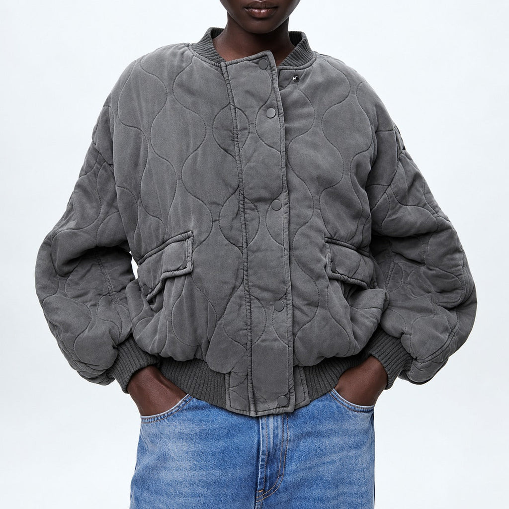 Damen Steppjacke - Oversized Fit mit Druckknöpfen und Taschen