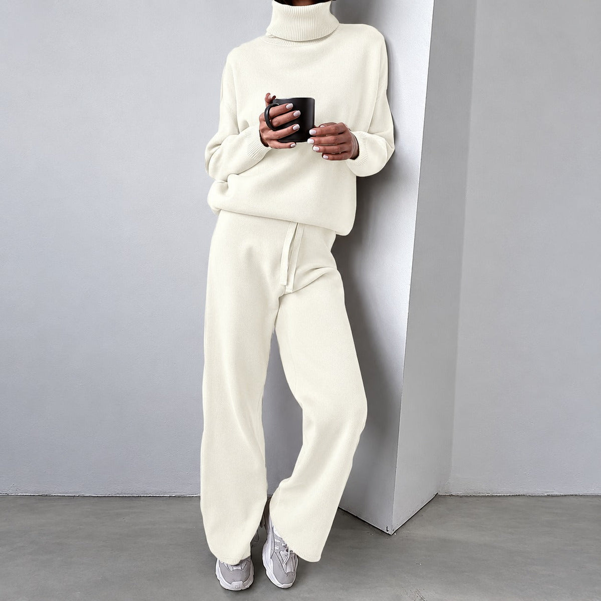 Damen Freizeitset - Rollkragenpullover und Weite-Hose mit entspannter Passform