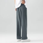 Herren-Hose mit lockerem Sitz, seitlichen Taschen und weitem Bein