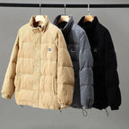 Gestepptes Herrenjacke, Oversize-Passform, Knopfverschluss