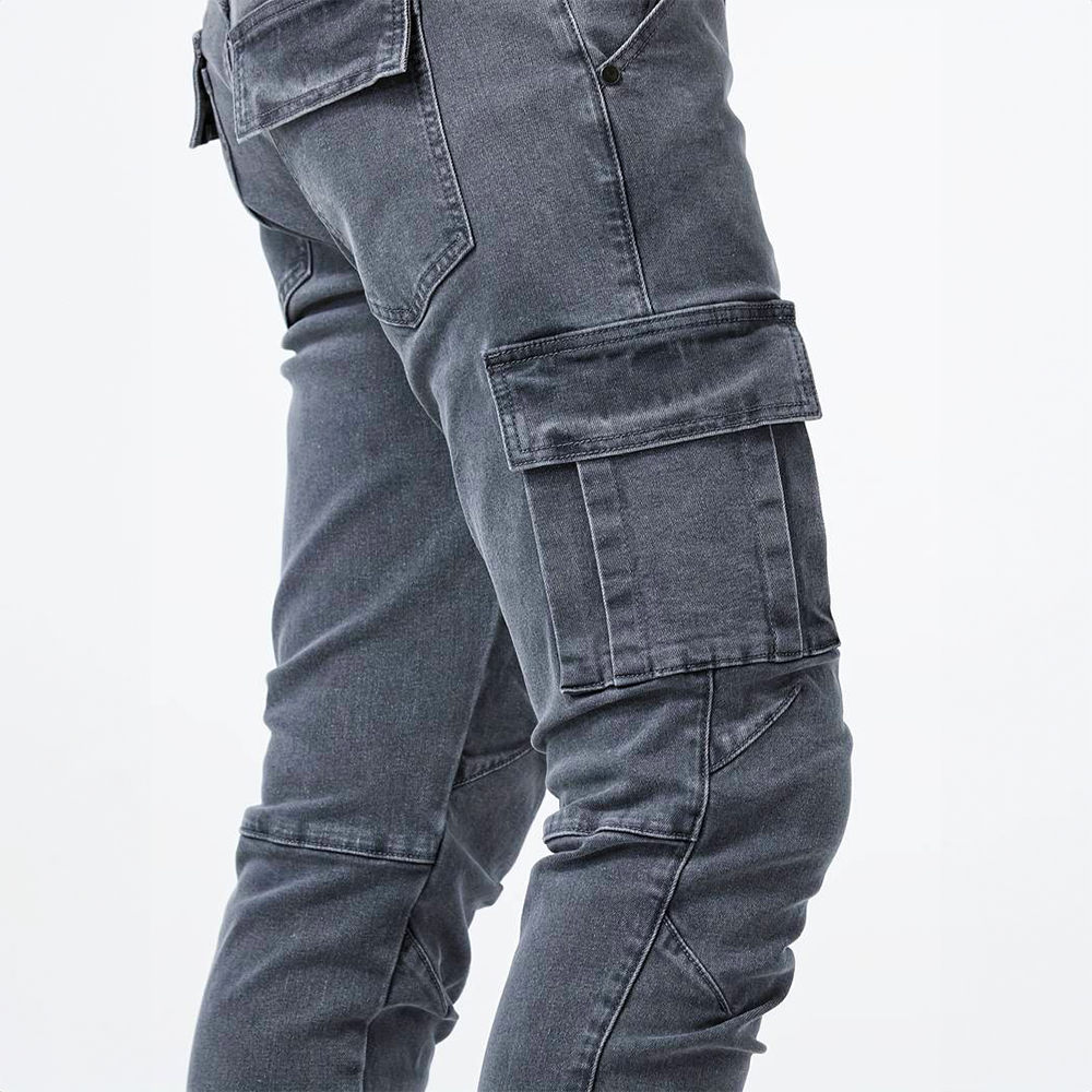 Herren-Cargo-Jeans im Slim-Fit-Stretch mit Seitentaschen